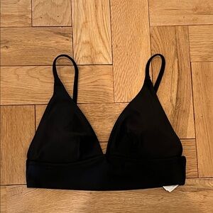NWT Aerie Black Triangle Bikini Top Sz M